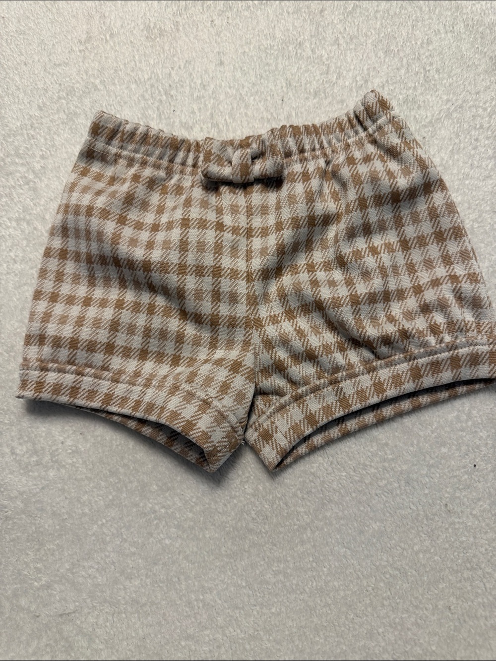 Daisy Fuentes Tan & Cream Plaid Knit Kids Shorts